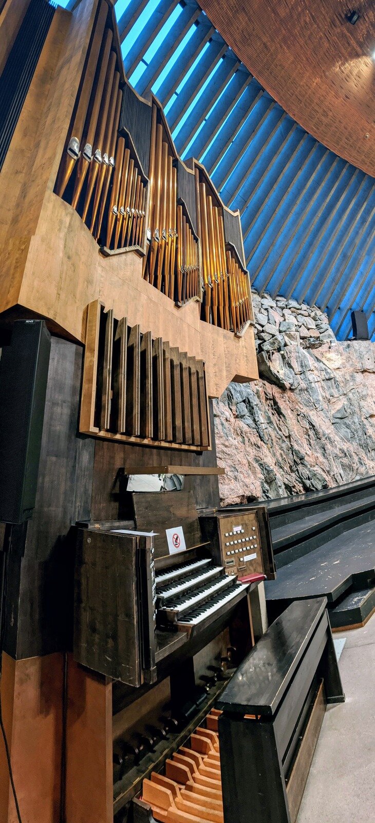 pipe organ, Temppeliaukio Church, Helsinki, Finland