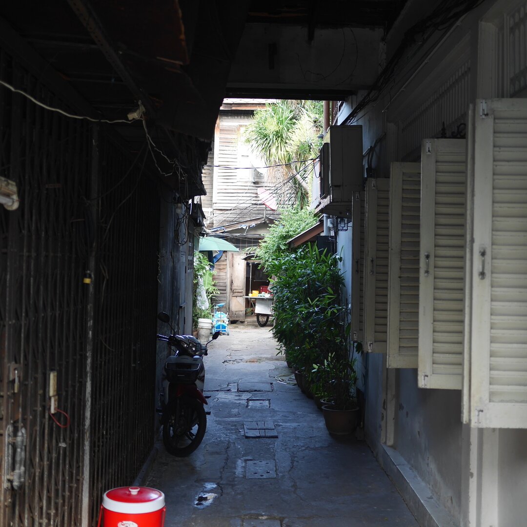 side alley, Bangkok, Thailand