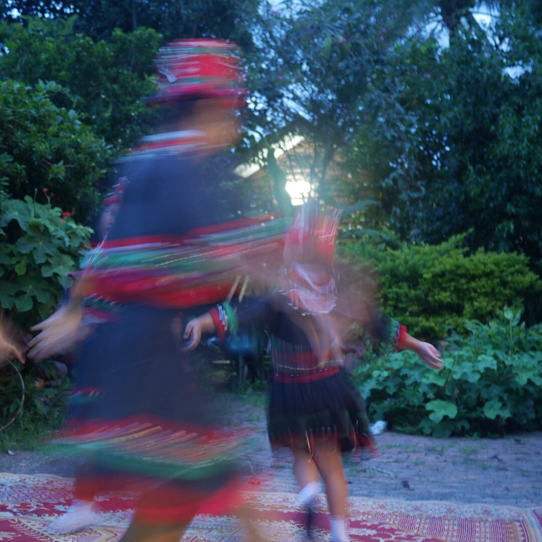 spinning dancers, Baan Pao Sam Kha, Thailand