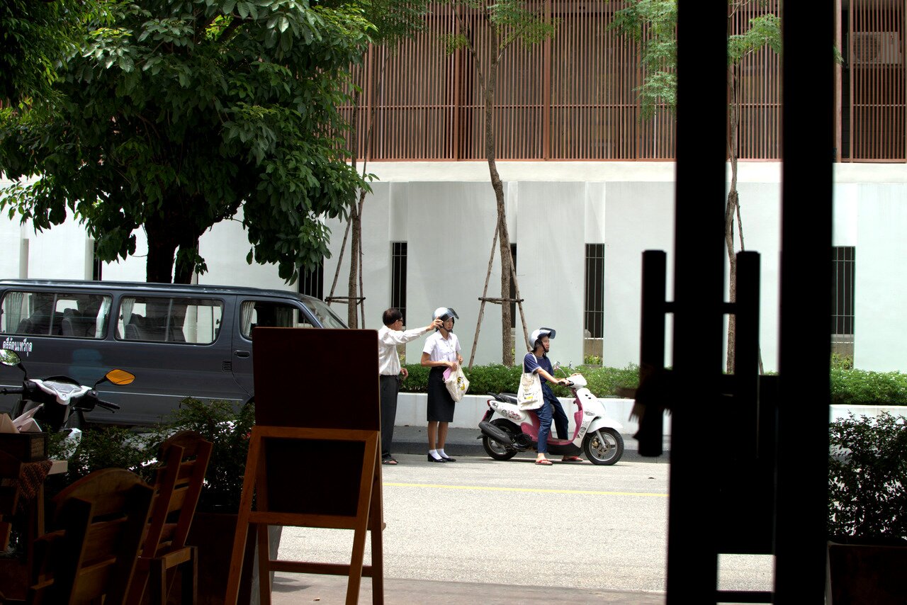 asking directions, Chiang Mai, Thailand