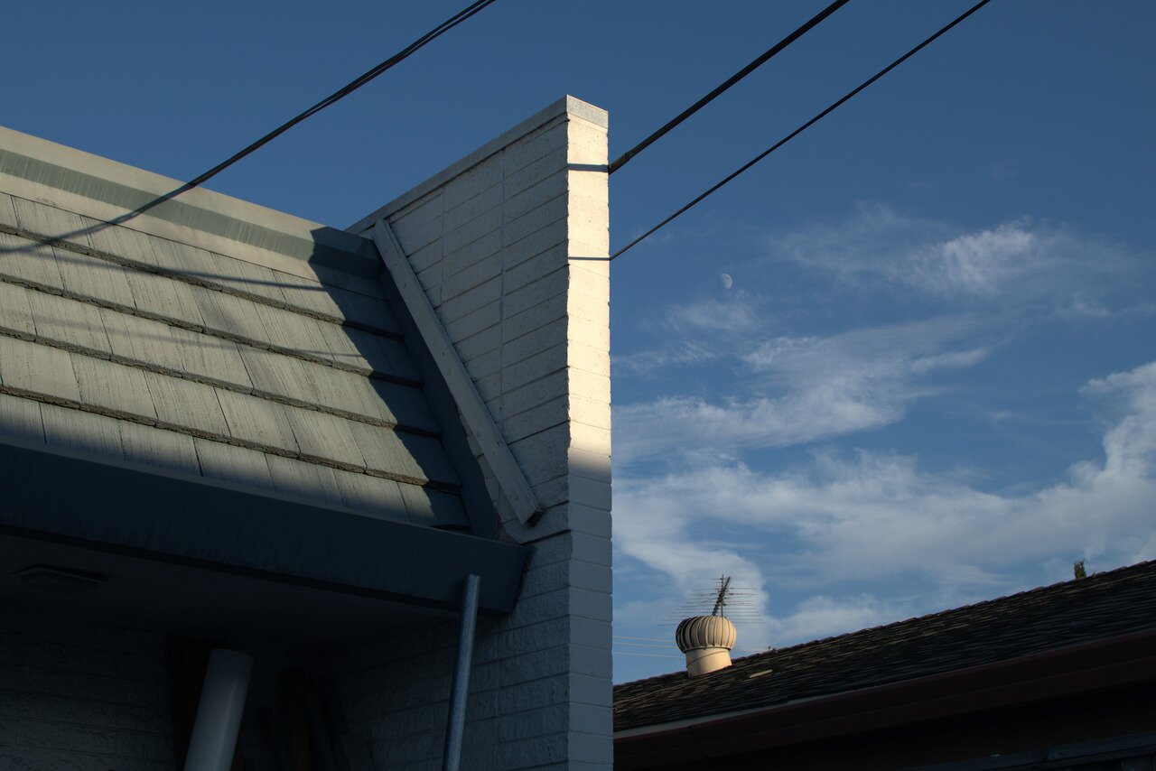 eaves and sunlight, San José, California