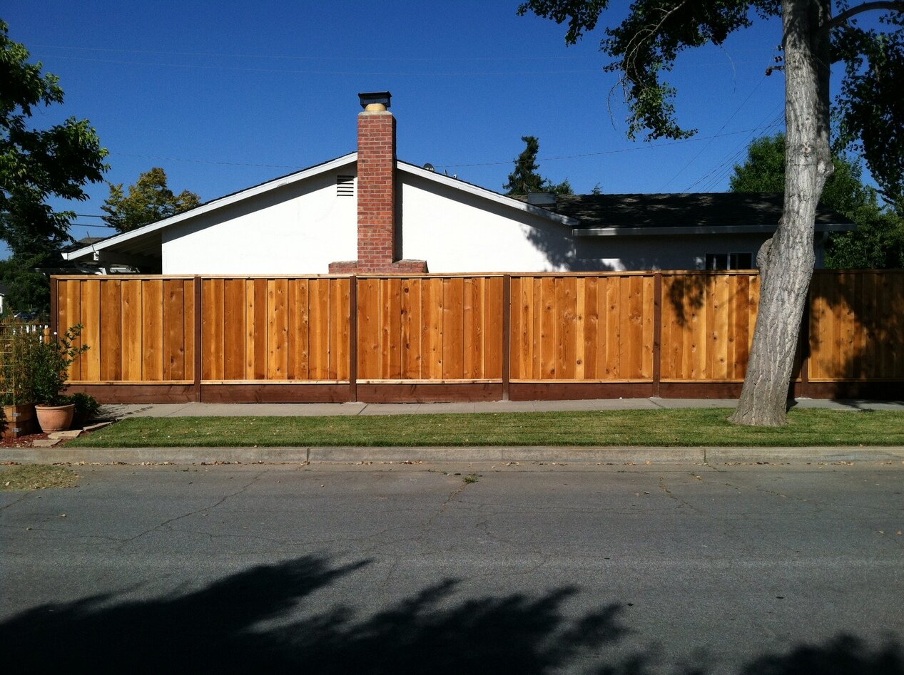 bright wood fence, San José, California