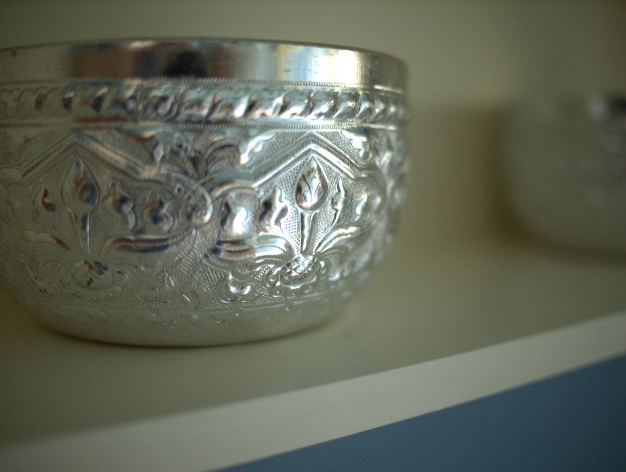 metal water bowl, San José, California