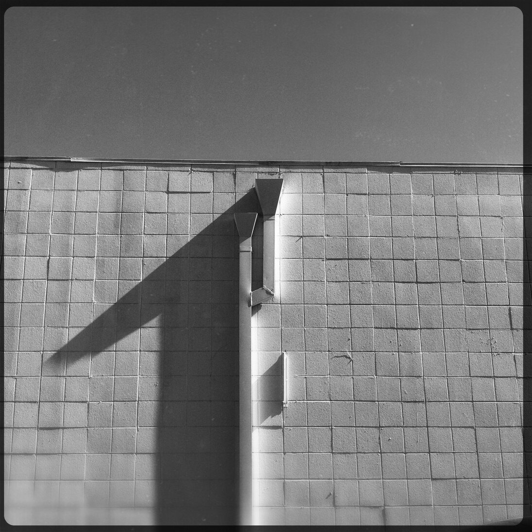 downspout and cinderblock, San José, California - Hipstamatic