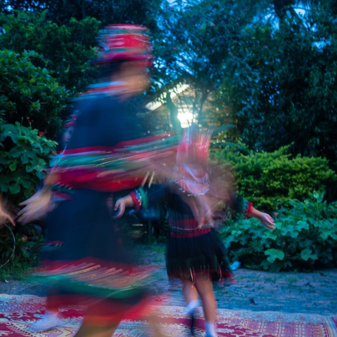 welcoming dancers in Baan Mae On, Thailand